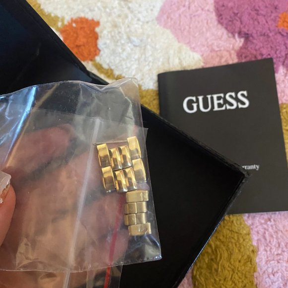 Guess Gold Watch with Crystals New in Box - Picture 4 of 5